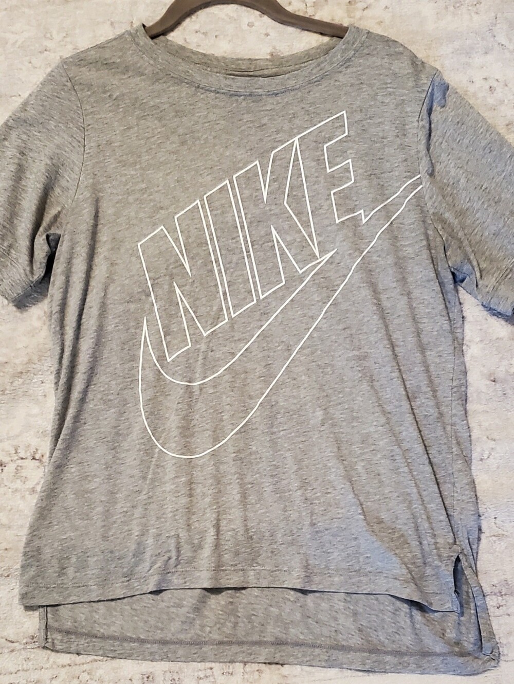 Nike Women's M Gray Logo T-Shirt